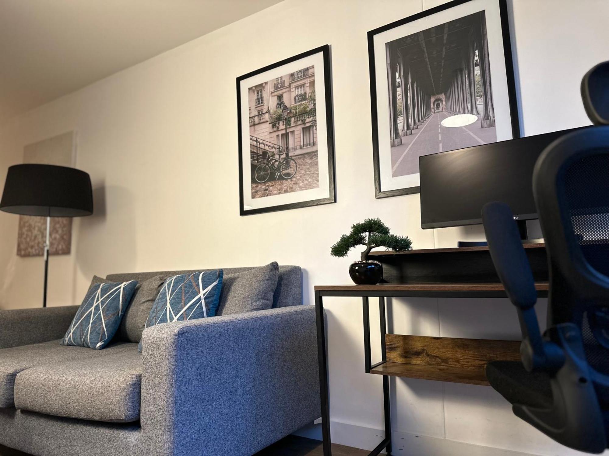 Cozy City Centre Apartment With Free Parking And Free Gym Birmingham Exterior foto